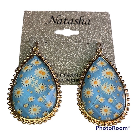 Natasha Couture Jewelry - Natasha Fashion Faceted Teardrop Earrings Blue & Yellow Daisies Gold Col…